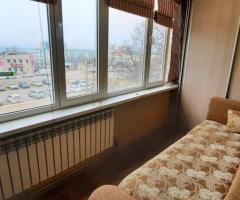 1 комнатная квартира с видом на море  9 микрорайон 3 дом  дом 3 этаж - 2