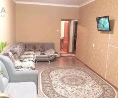 3 комнатная квартира 14 микрорайон 3 дом 1 этаж - 3