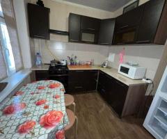 1 комнатная квартира с видом на море  9 микрорайон 3 дом  дом 3 этаж - 4