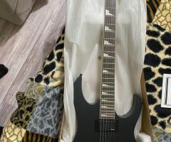 Электрогитара новая - 2