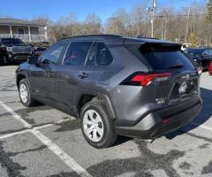 2019 Toyota RAV4 LE FWD - 2